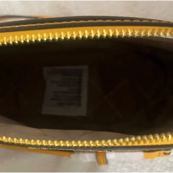 Michael Kors Sunflower Saffiano Leather Jet Set Crossbody Bag NWT